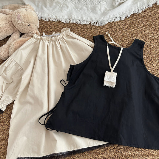 Vintage-Inspired Two-Piece Toddler Girl Outfit – Cream Puff Sleeve Blouse & Black Apron Dress