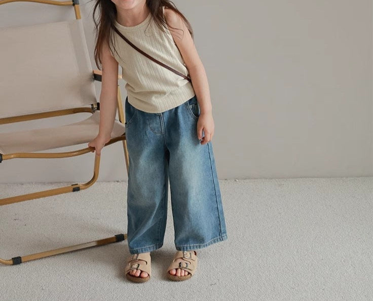 Easy Fit Jeans – Washed Blue