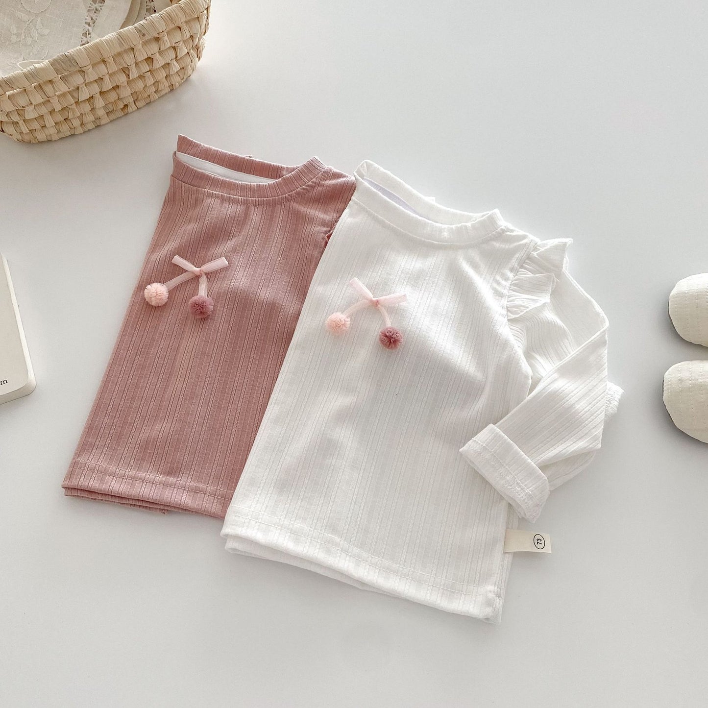 Long-Sleeve Shirt with pom poms