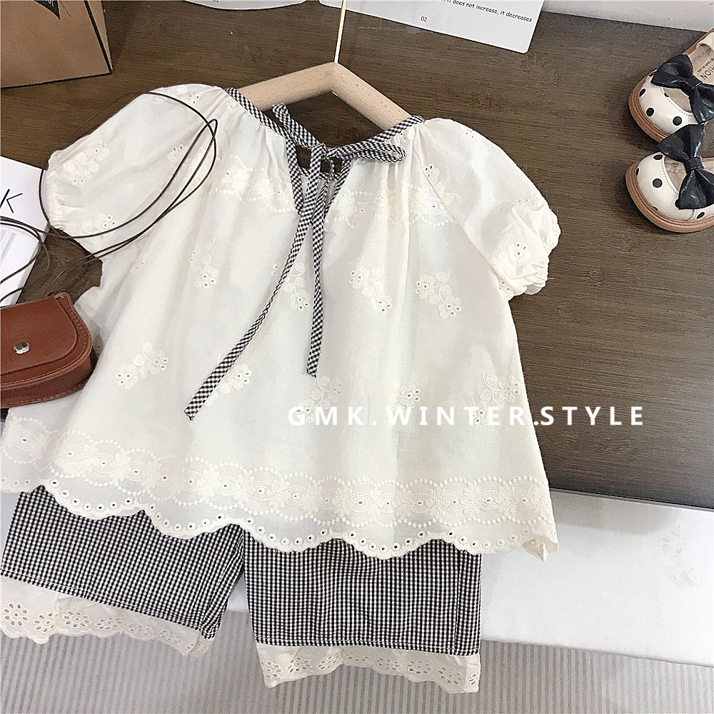 Eyelet Picnic Set