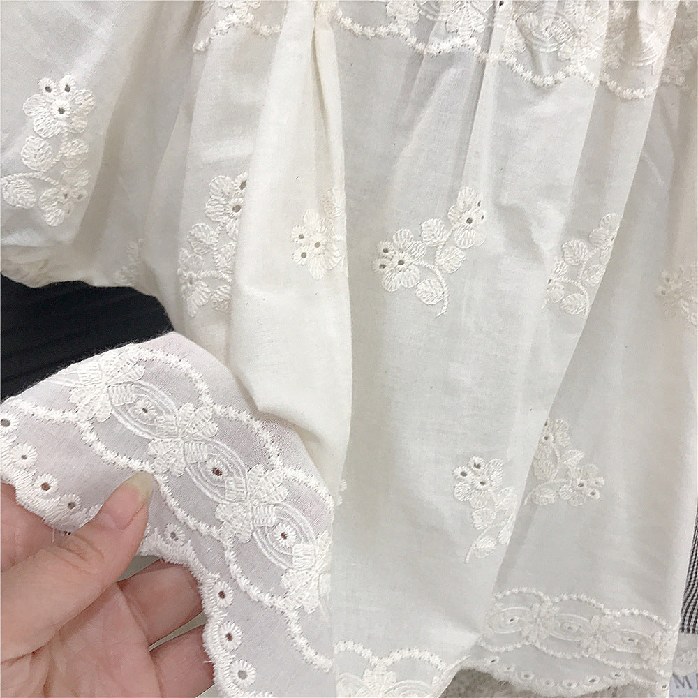 Eyelet Picnic Set