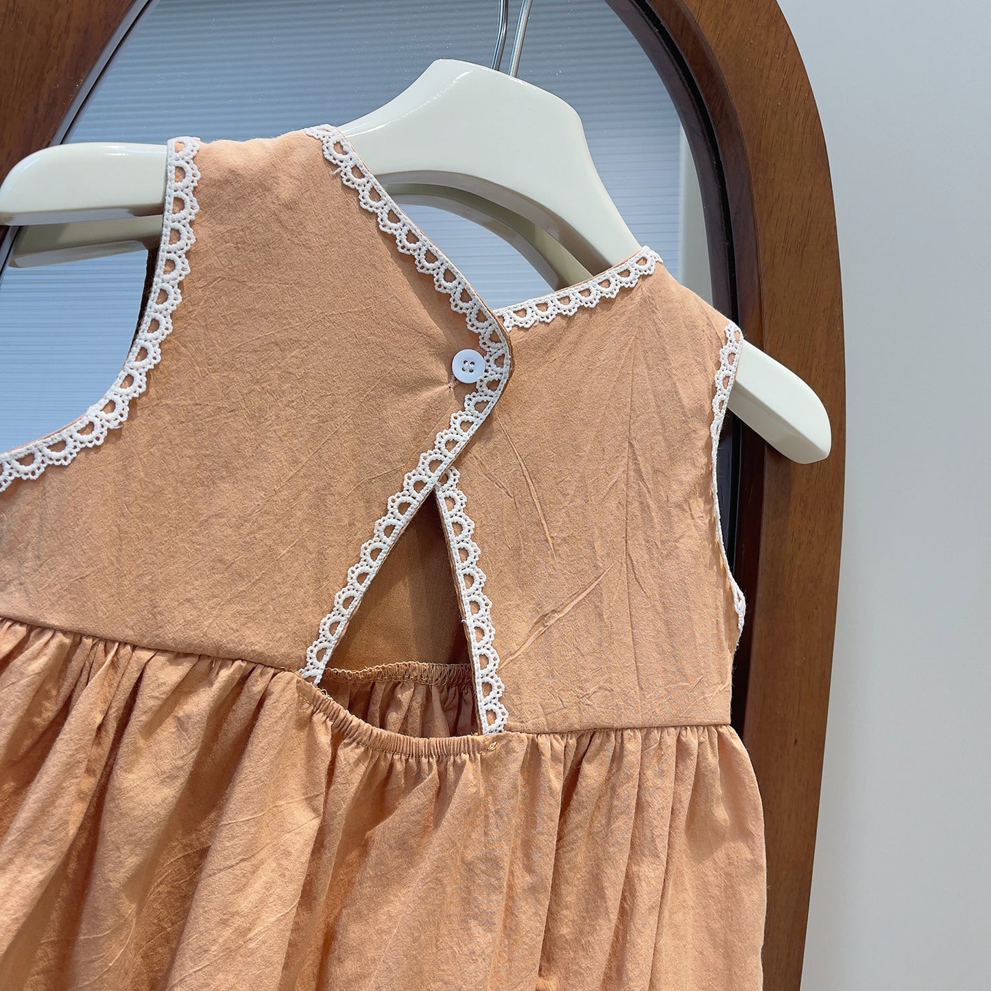 Vintage Floral Embroidered Sleeveless Dress