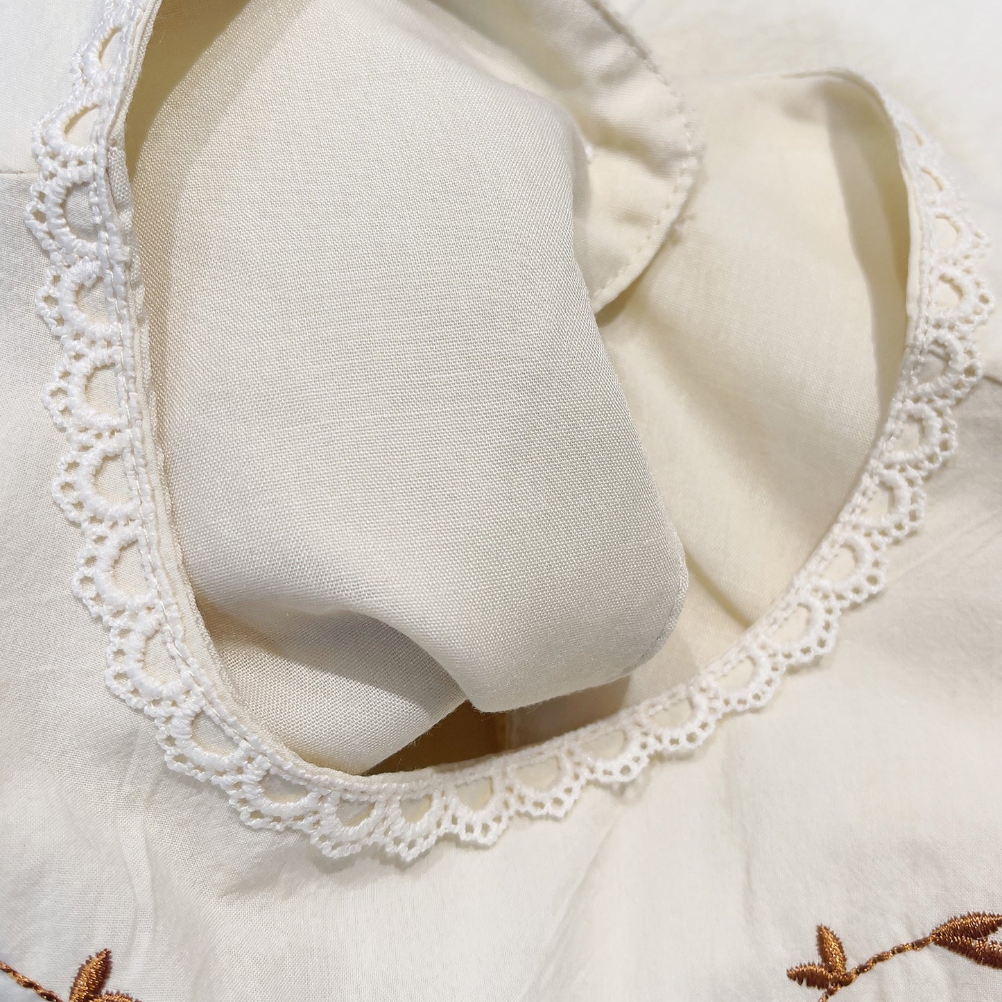 Vintage Floral Embroidered Sleeveless Dress