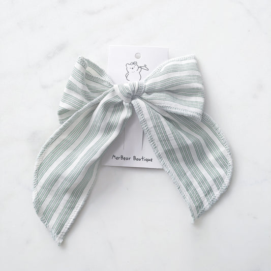 Fable Bows: Striped Fabric Clips