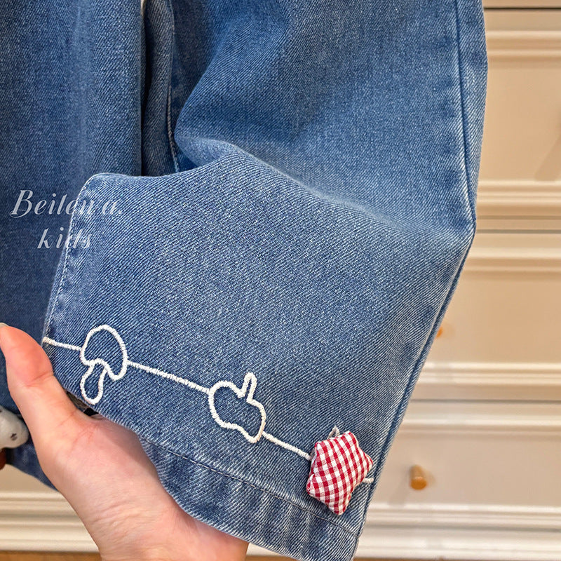 Whimsical Denim Culottes – Toddler Girls’ Wide-Leg Jeans with Embroidered Hem