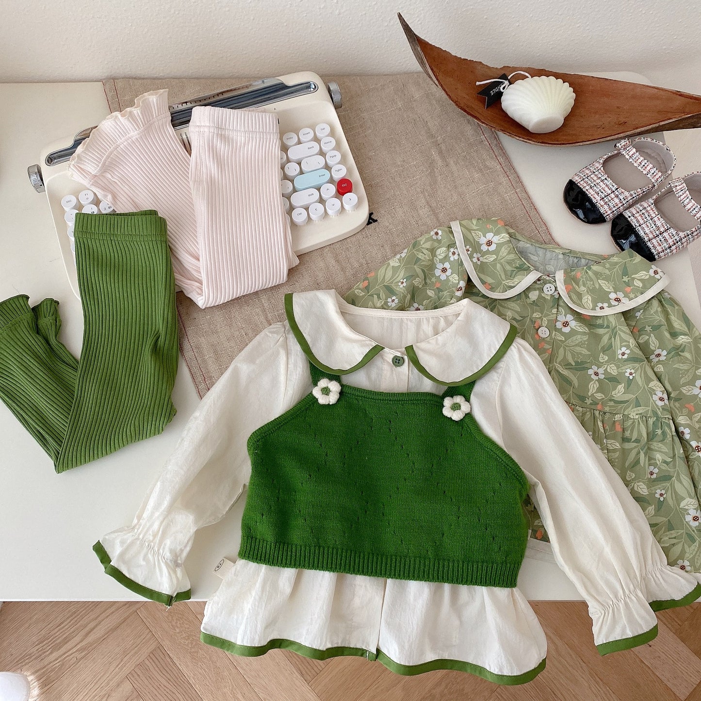 Green long sleeve set (shirt + pants)