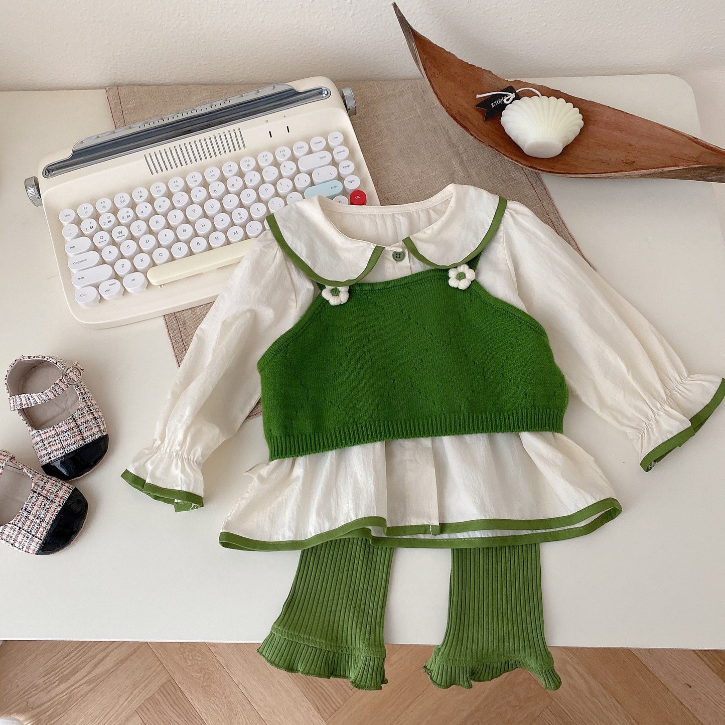 Green long sleeve set (shirt + pants)