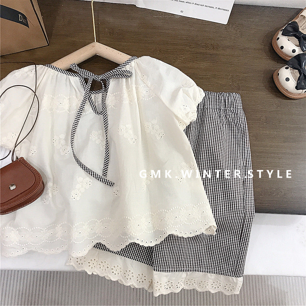 Eyelet Picnic Set