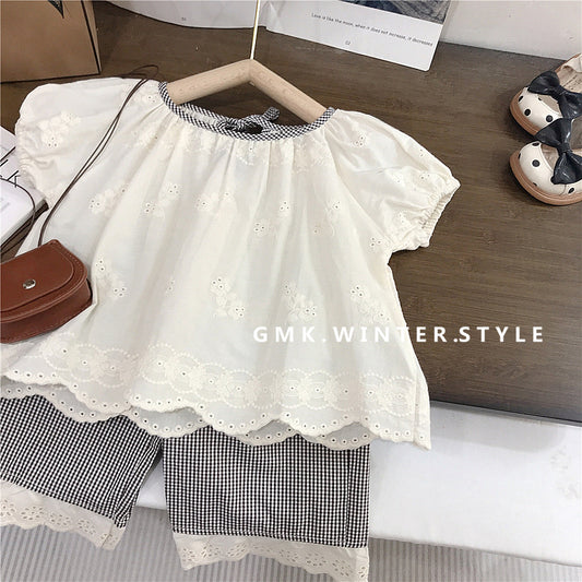 Eyelet Picnic Set