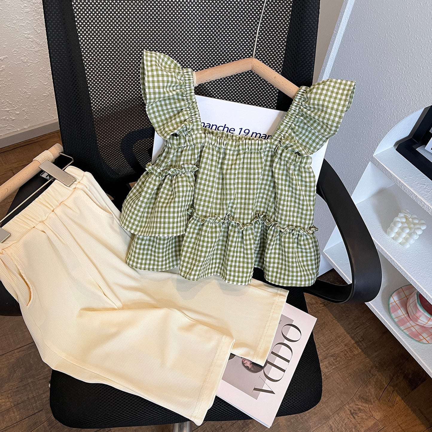 Green Gingham Ruffle Top & Cream Pants Set