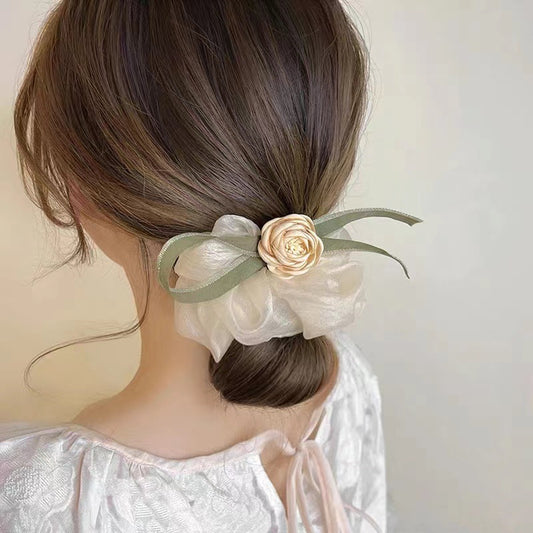 Romantic hair ties