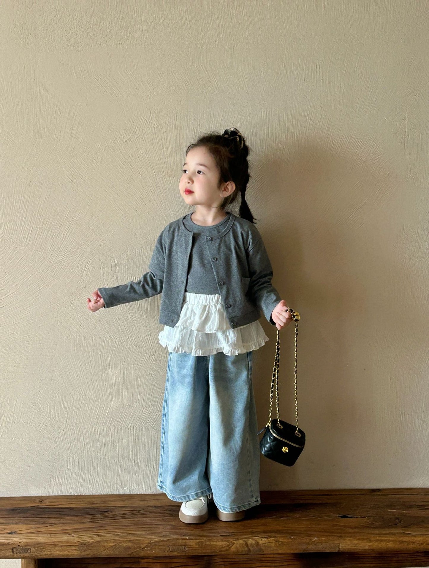 Wide-Leg Light Wash Jeans