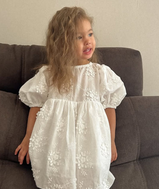 Heirloom Embroidered Puff Sleeve Dress – Classic White