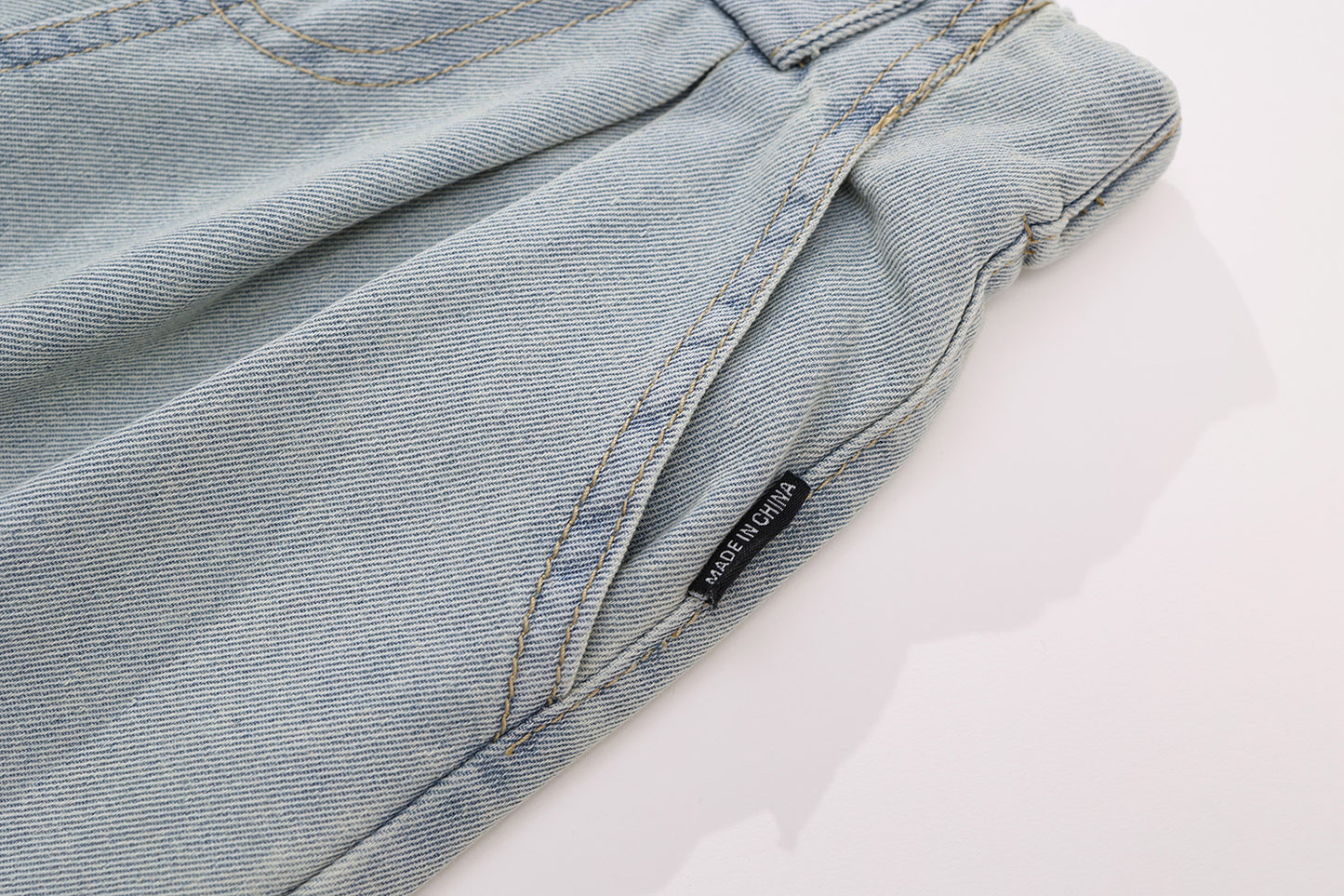 Light Wash Wide-Leg Denim Pants