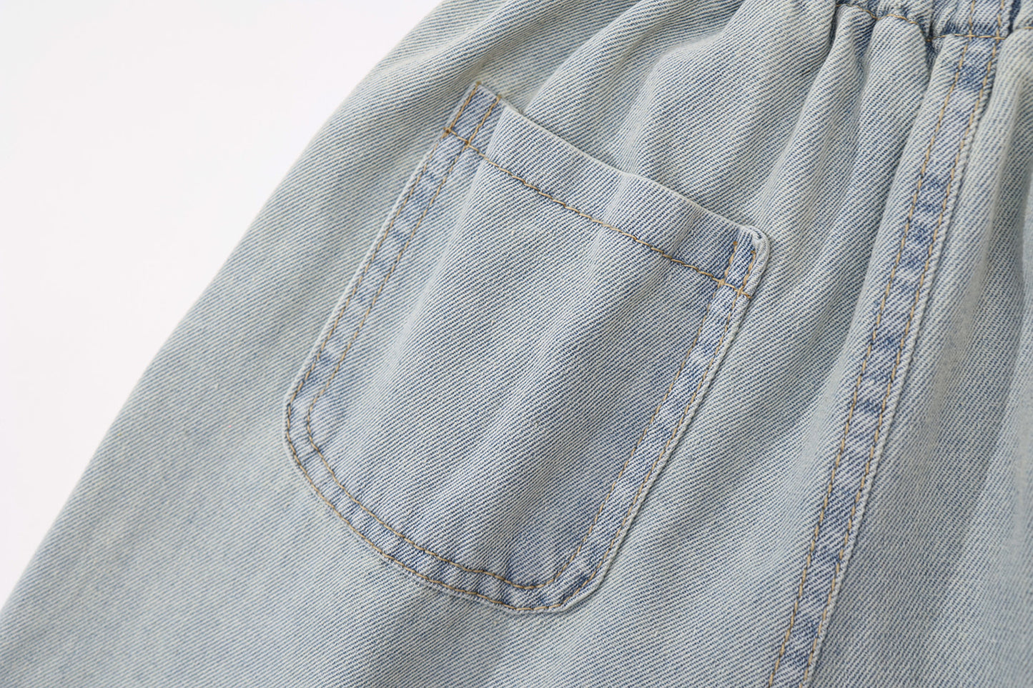 Light Wash Wide-Leg Denim Pants