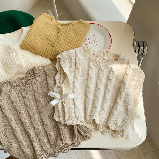 Soft Cable Knit Vest